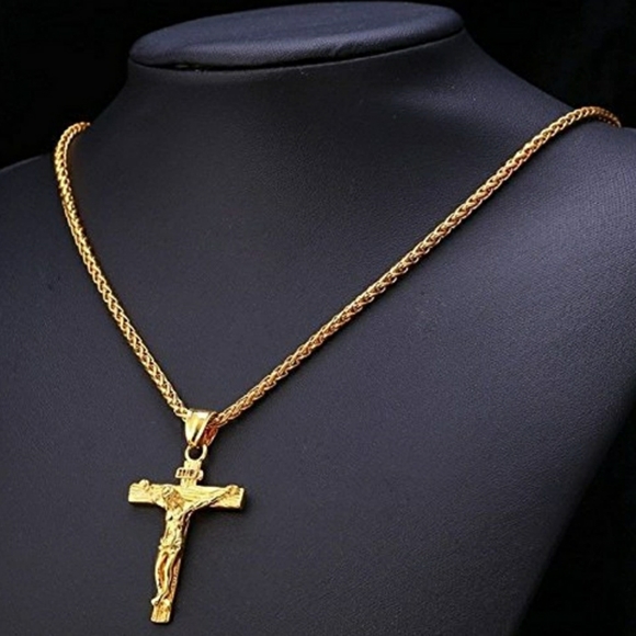 Gold Plate Antique Cross Pendant Necklace Made In Italy - Picture 3 of 4